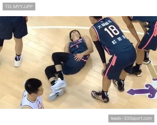 卡位犯规规则解析：如何判断合法卡位与非法犯规？