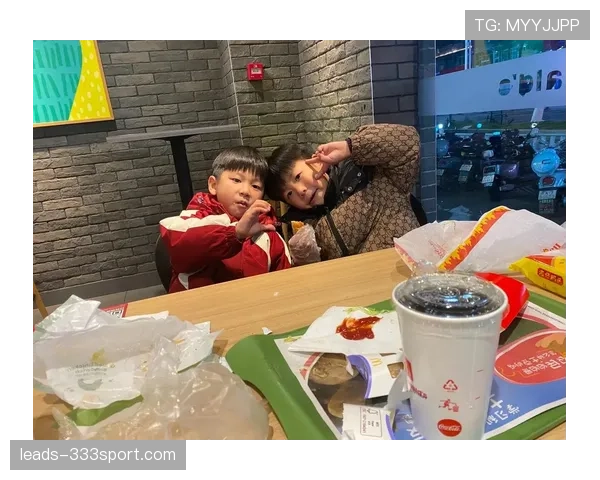 陆光祖每天吃五顿饭还瘦成闪电,这代谢是真实存在的? 陆光祖每天吃五顿饭还瘦成闪电,这代谢是真实存在的?